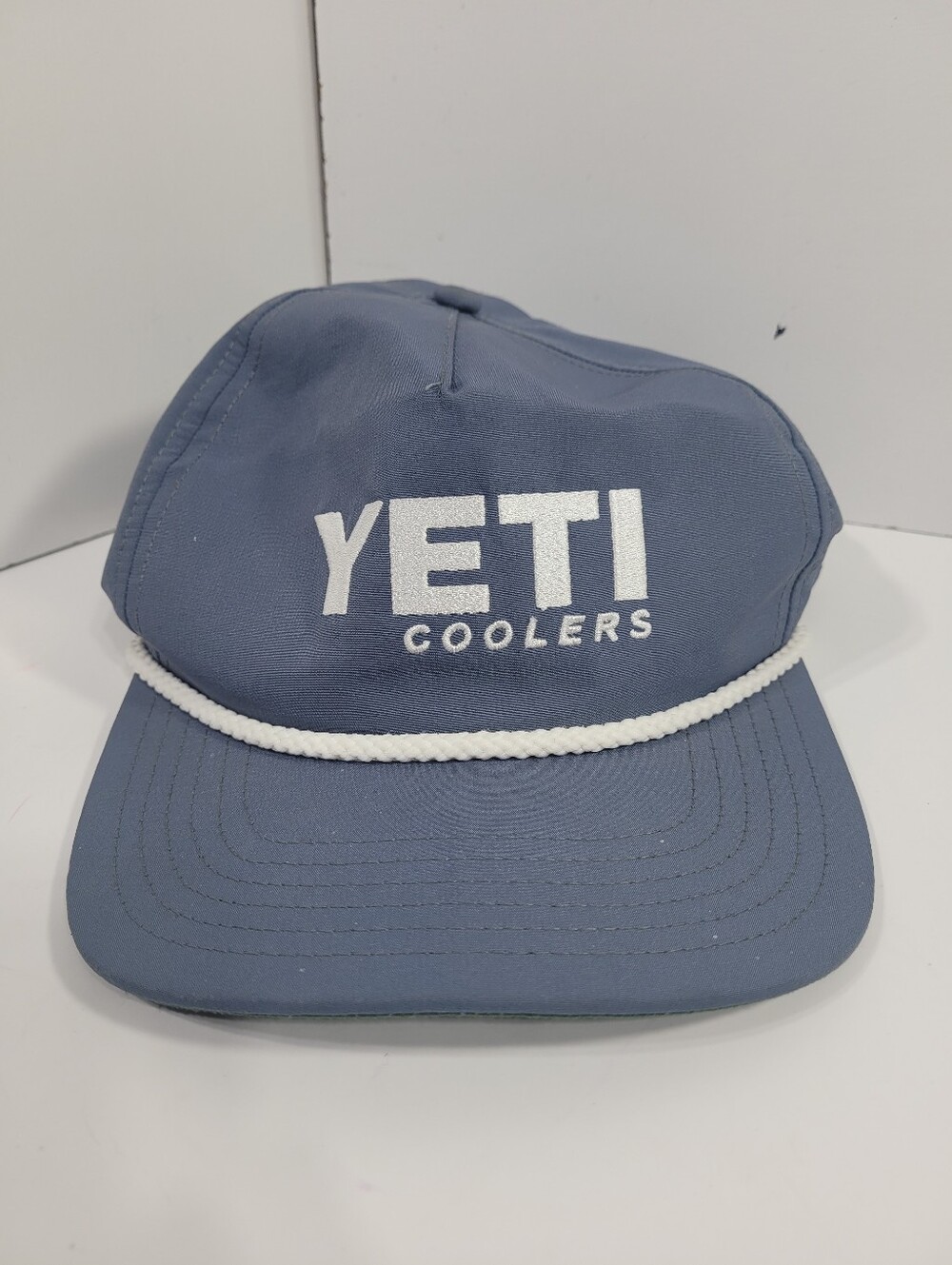 YETI Coolers Flat Brim Rope Hat Slate Blue Gray Snapback Trucker Cap MensPortlan
